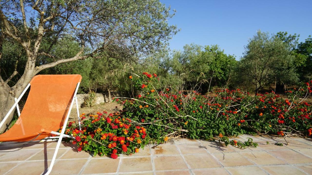 Agriturismo Gaia Villa Noto Exterior foto